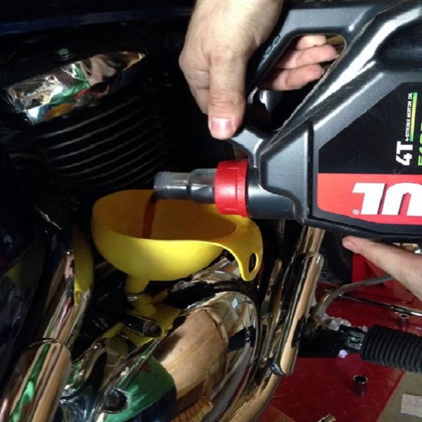 Master the Art of Checking Motorcycle Engine Oil 